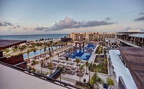 Royalton Riviera Cancun Resort